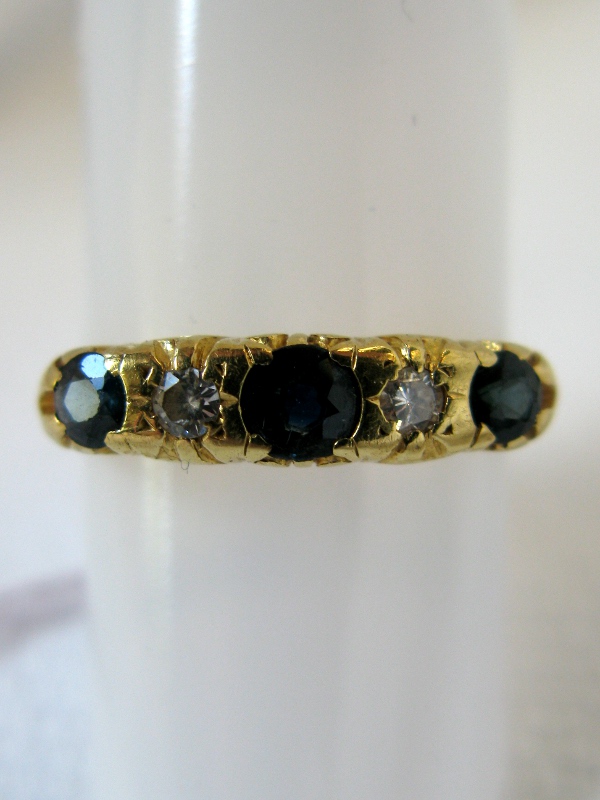 18ct Gold Sapphire and Diamond Ring