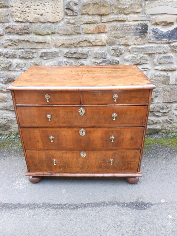 Queen Anne Period Walnut Chest of Drawers